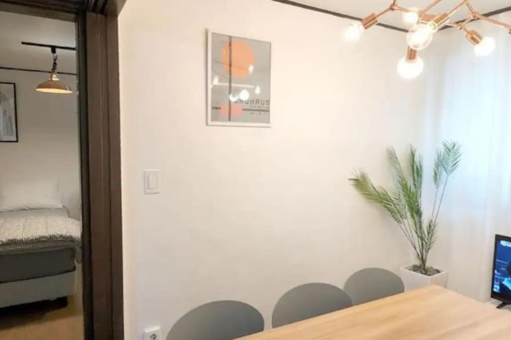 K-1 Hongdae Yeontral Park Apartment *