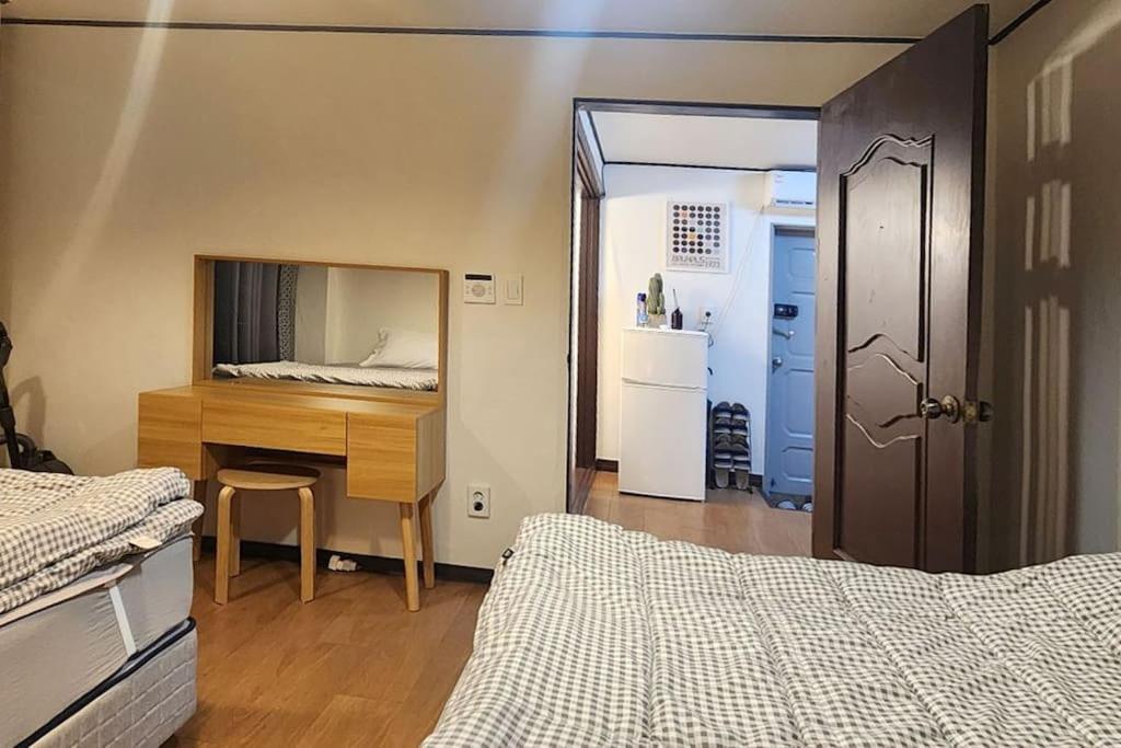K-1 Hongdae Yeontral Park Apartment